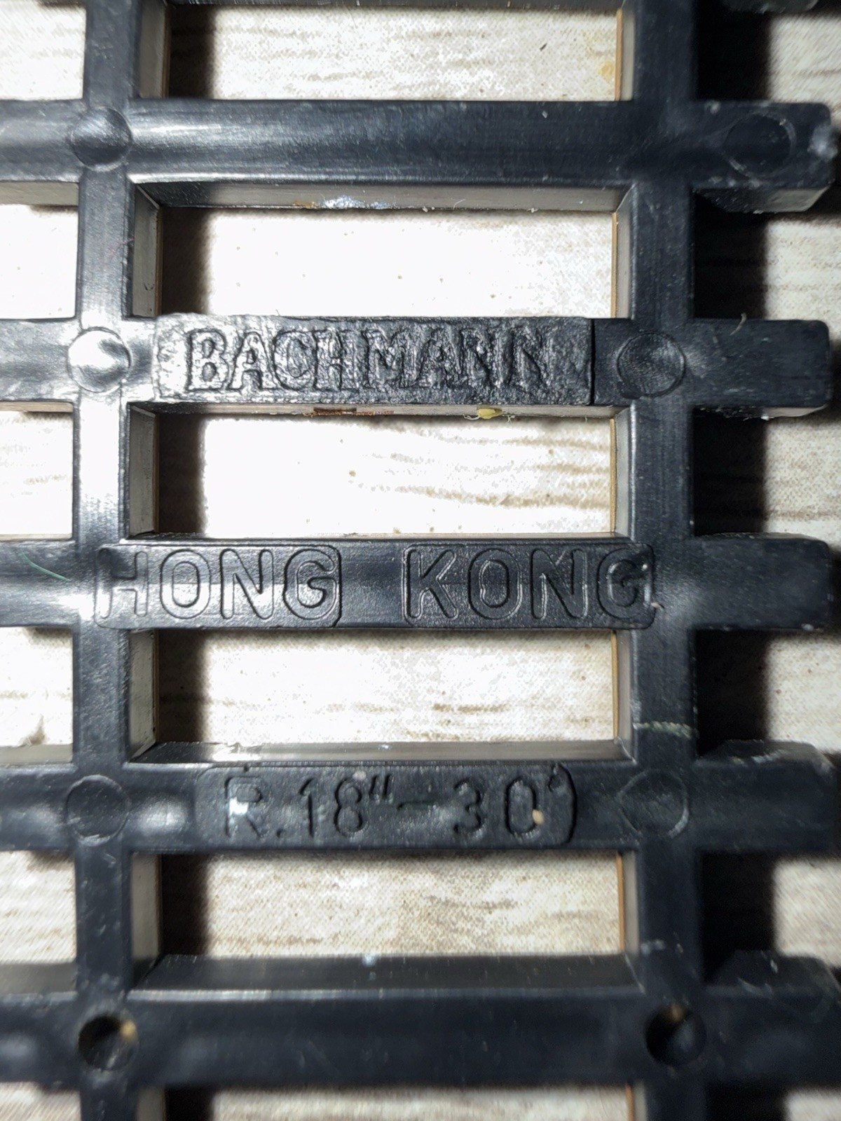 Vintage Bachmann Hong Kong Ho Scale Model Railroad Track & Other Read List (50)