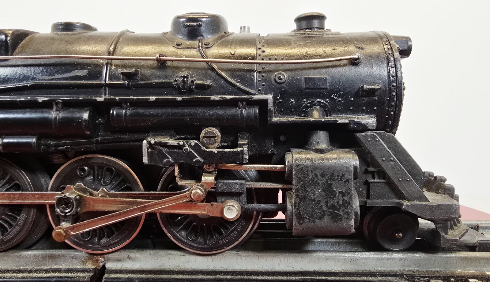 Lionel 2025 Steam Locomotive (1952 Version V) with 6654W Whistle Tender – Tested