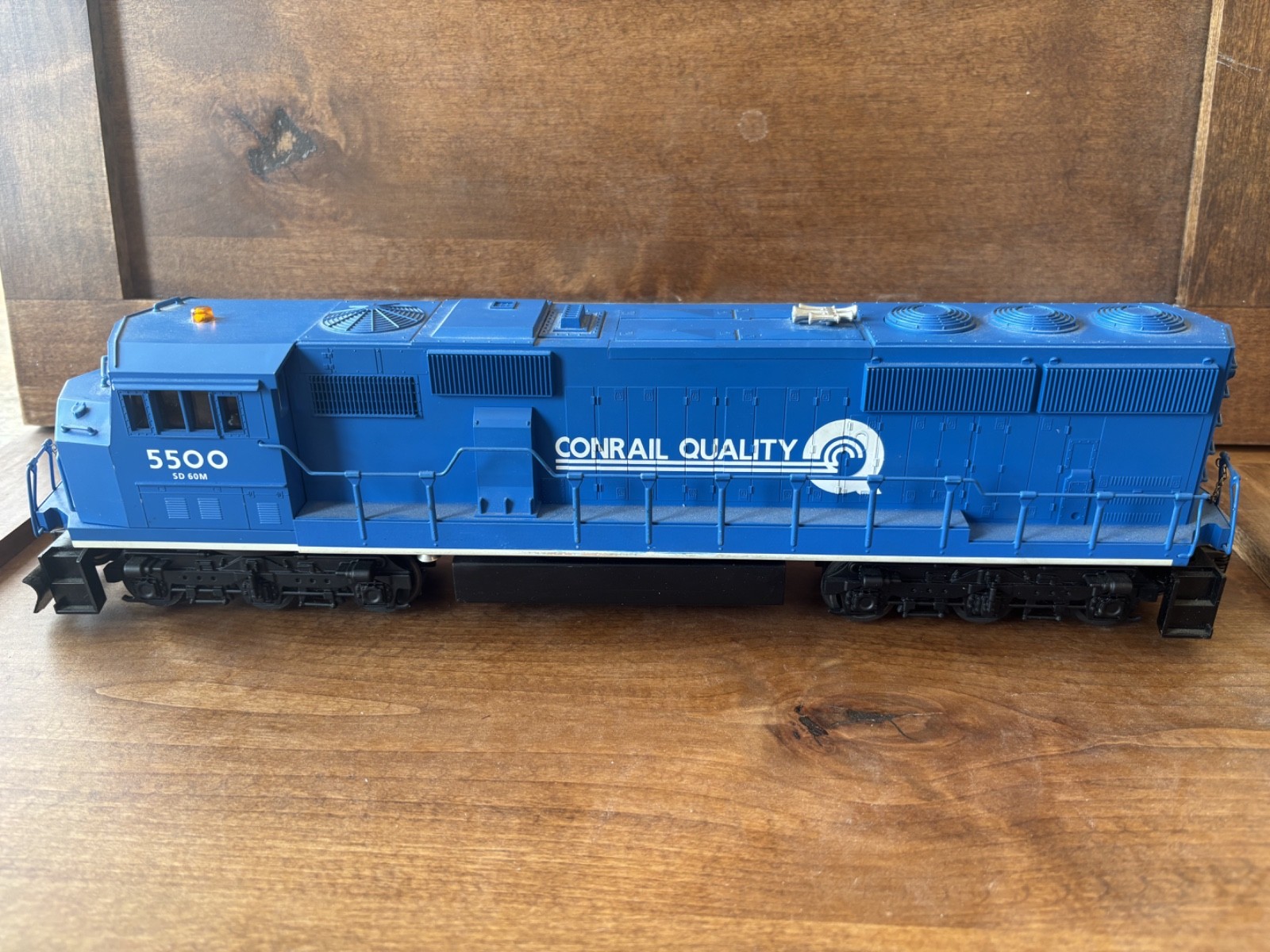 Lionel ConRail 6-18216 SD-60 Railsounds Locomotive DOES NOT RUN with Box