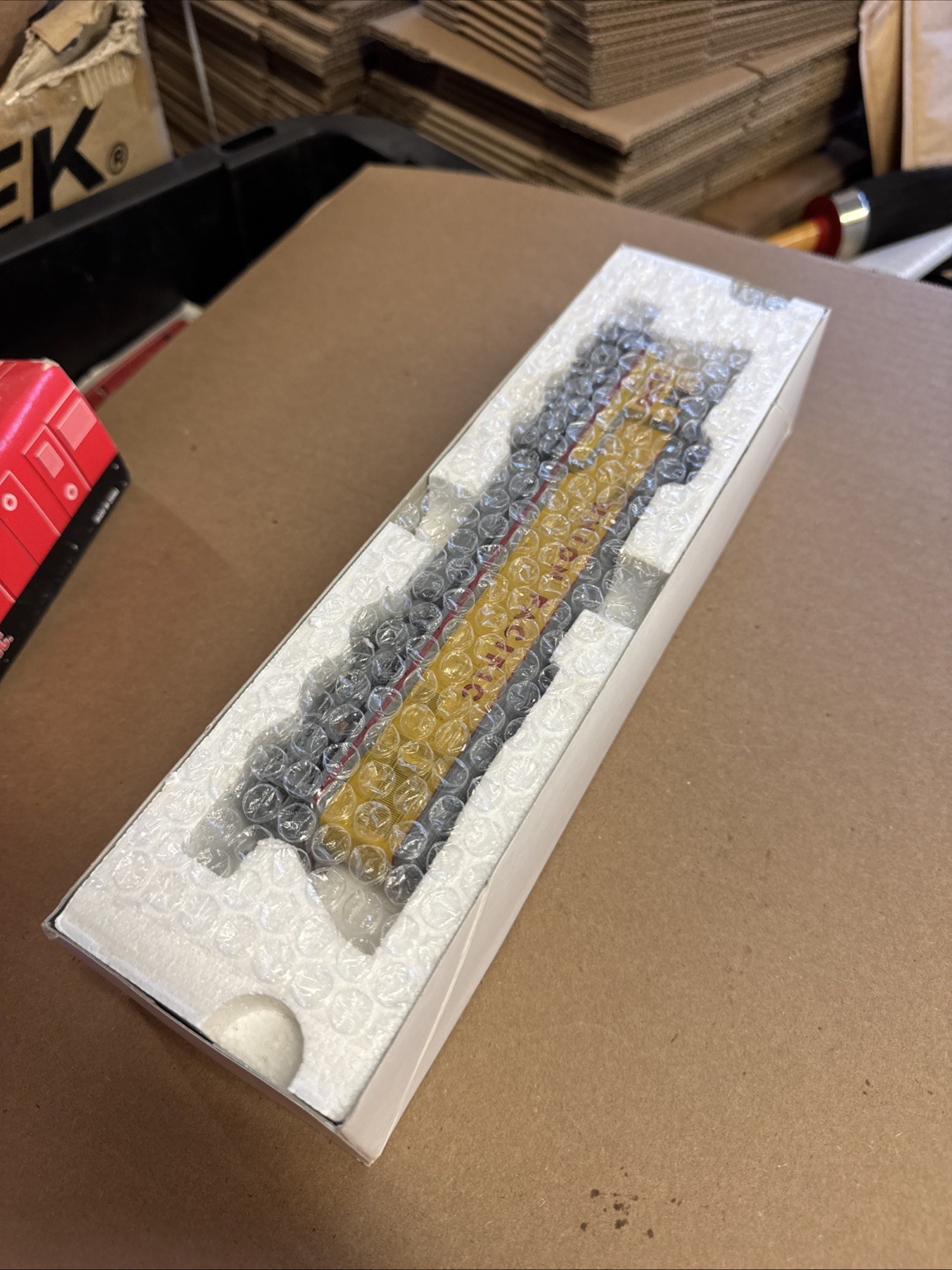 HO Atlas C30-7 Union Pacific #2530 Diesel Locomotive No. 8619 w/ box