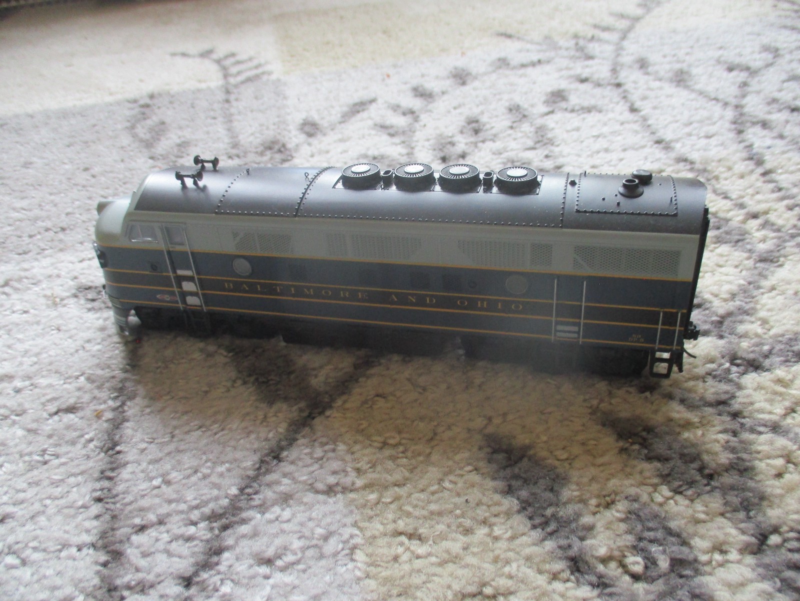 S Helper B&O F-3A #82 (3/2/25 221.3) AC Hirail