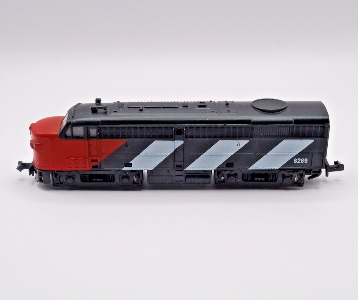 N Scale ALCO FA-2 Diesel Locomotive – Canadian National