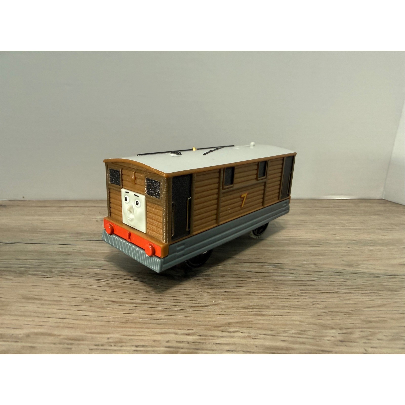 Thomas & Friends TrackMaster Toby Tram Engine Motorized Train 2013 Mattel No 7