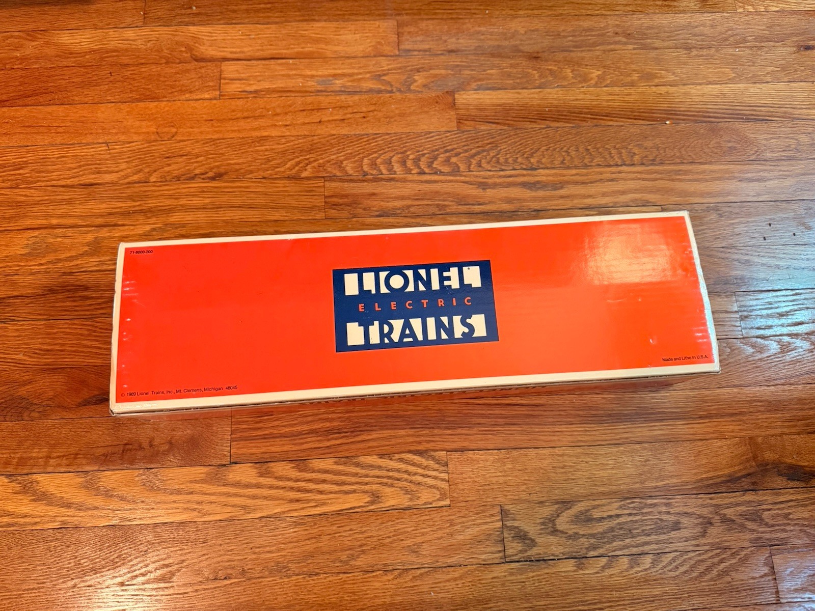 Lionel 6-18000 O Gauge Pennsylvania 0-6-0 B6 Switcher Locomotive & Tender #8977