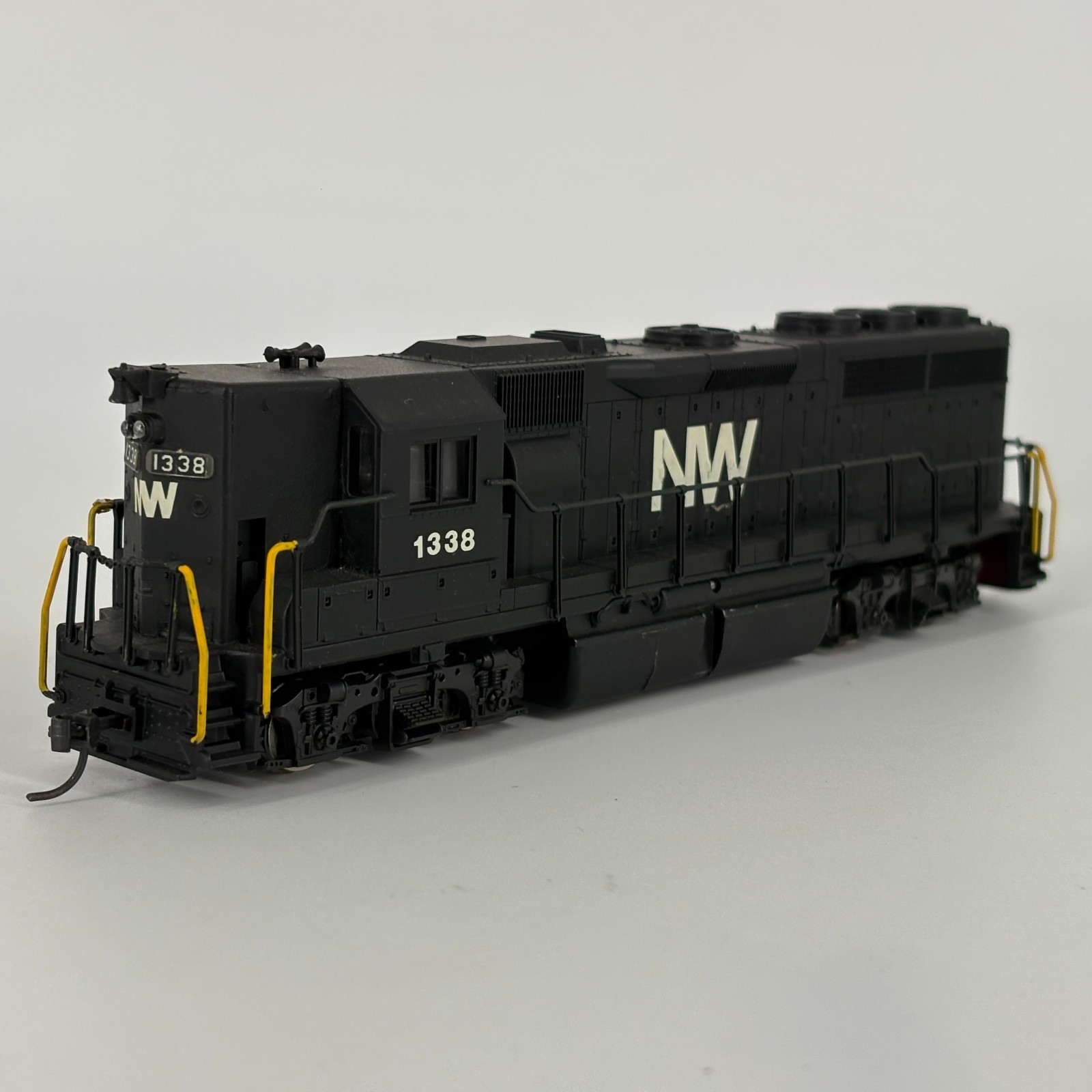 CUSTOM HO Atlas 7037 Norfolk Western GP40 Diesel Locomotive NW #1338 TESTED