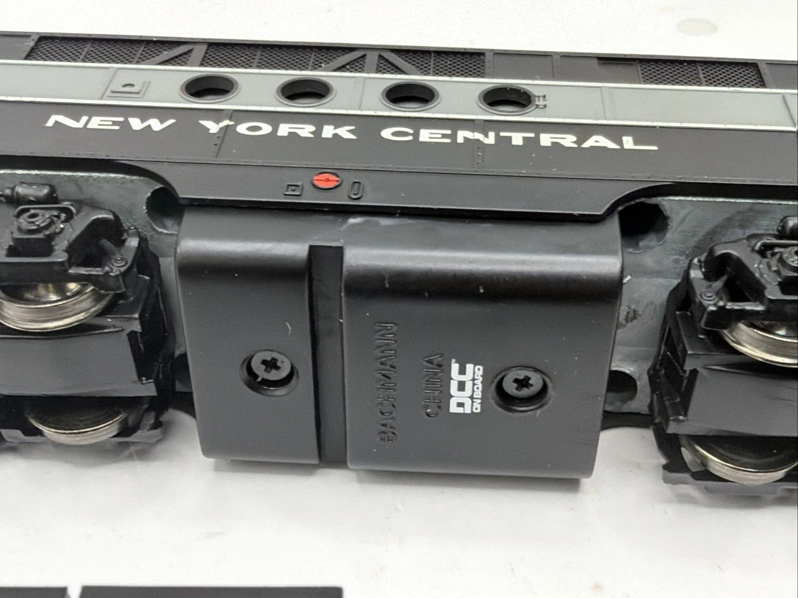 Bachmann HO Scale DCC & DC New York Central A & B unit