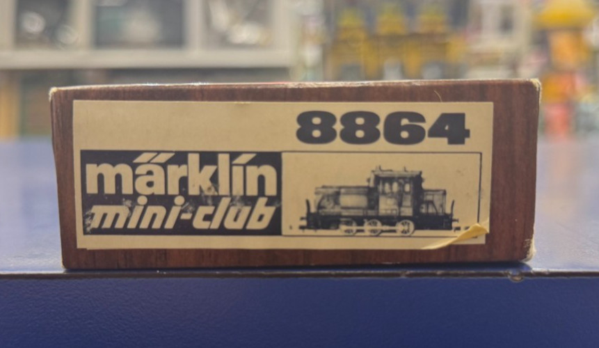 Marklin Mini Club Z Gauge #8864 DB V260 417-1 Diesel Locomotive
