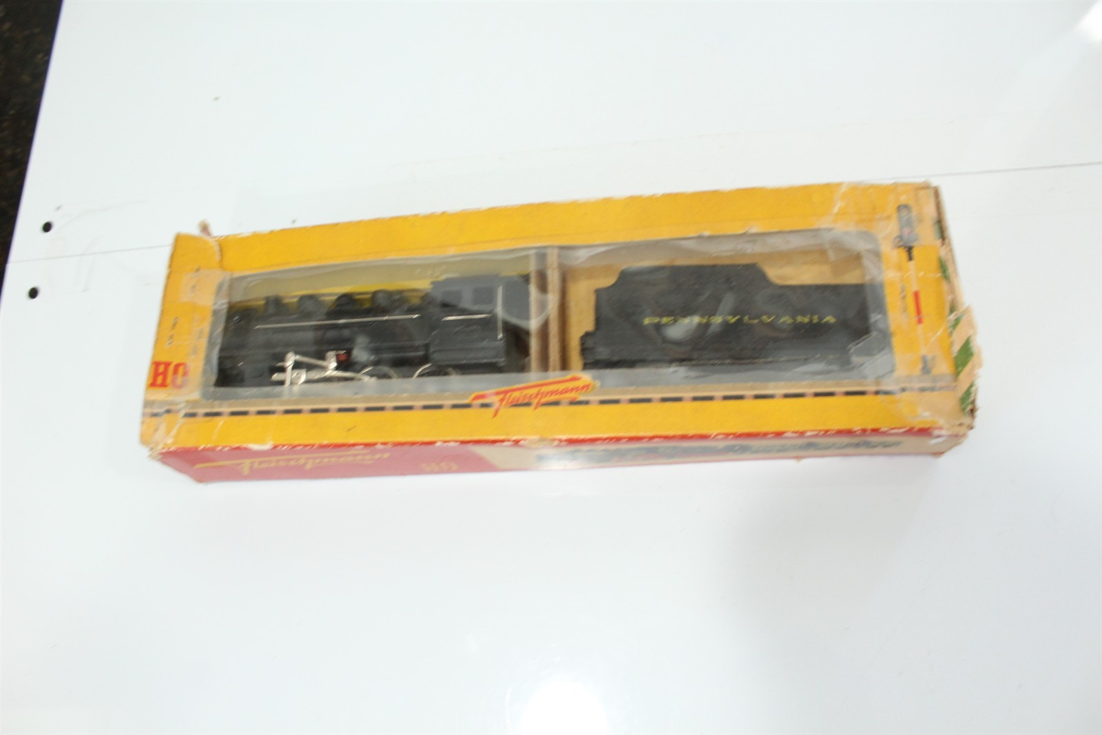 Vintage Fleischmann HO Locomotive & Tender Engine 1350 Parts Repair As Is