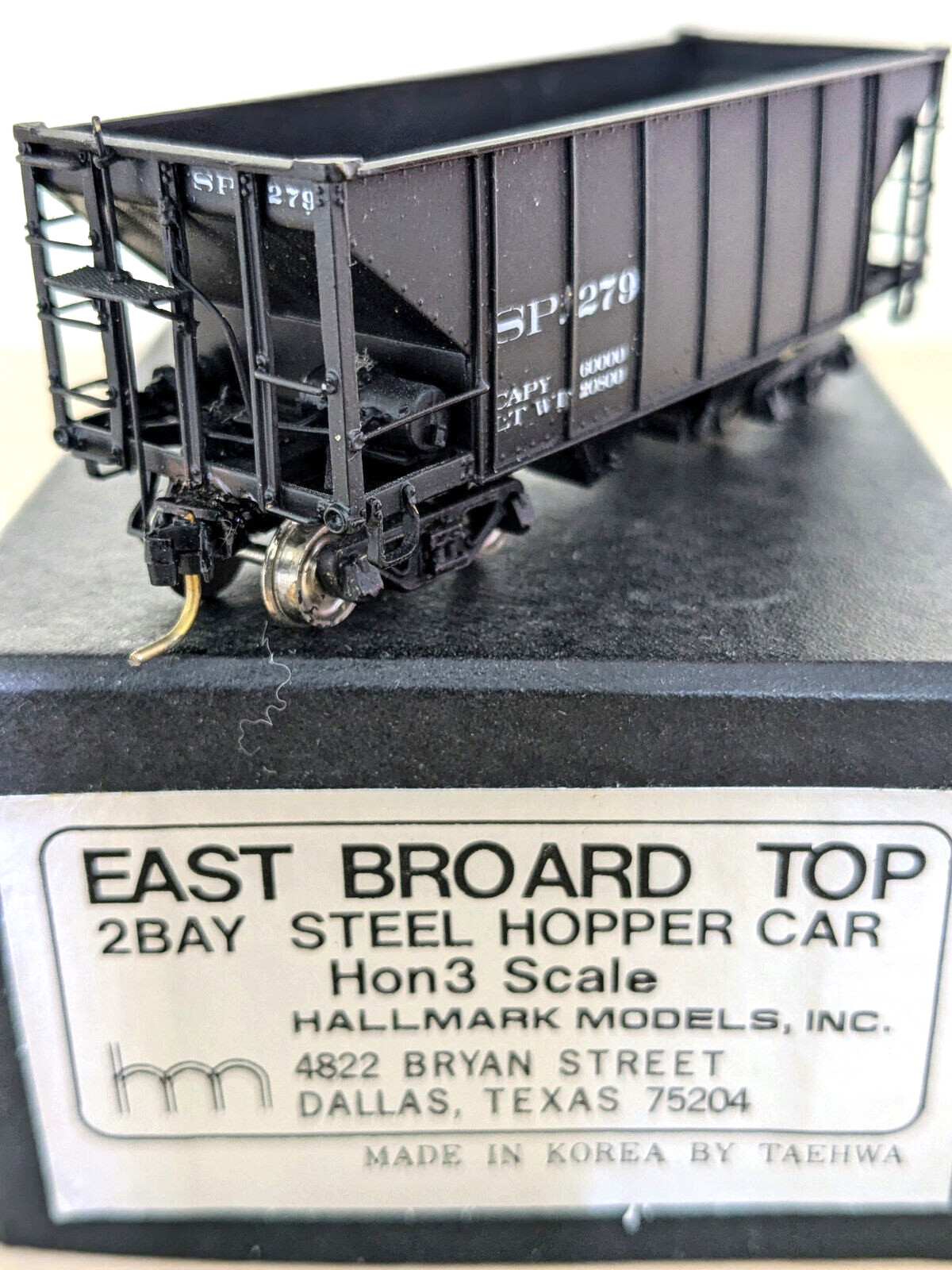 HALLMARK BRASS EAST BOARD TOP 2-BAY STEEL HOPPER CAR HOn3 **CUSTOM-PAINT **NICE!
