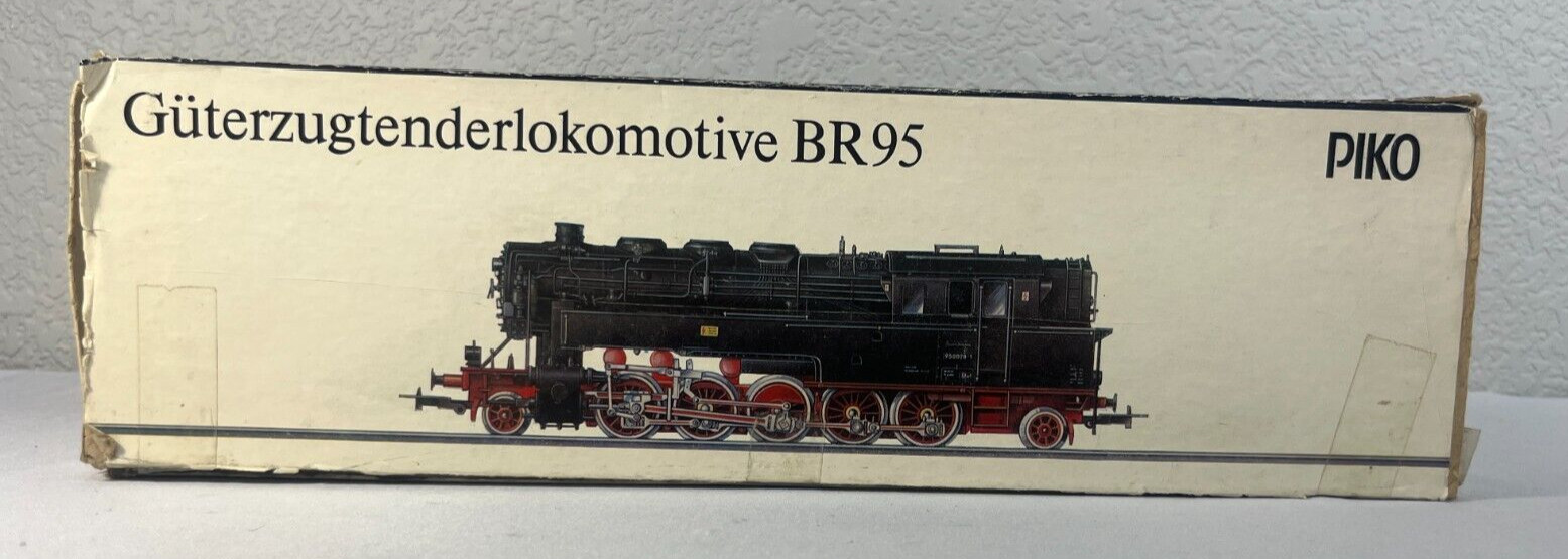 HO Scale Piko BR 95 0028 1 S Steam Locomotive (#35673)