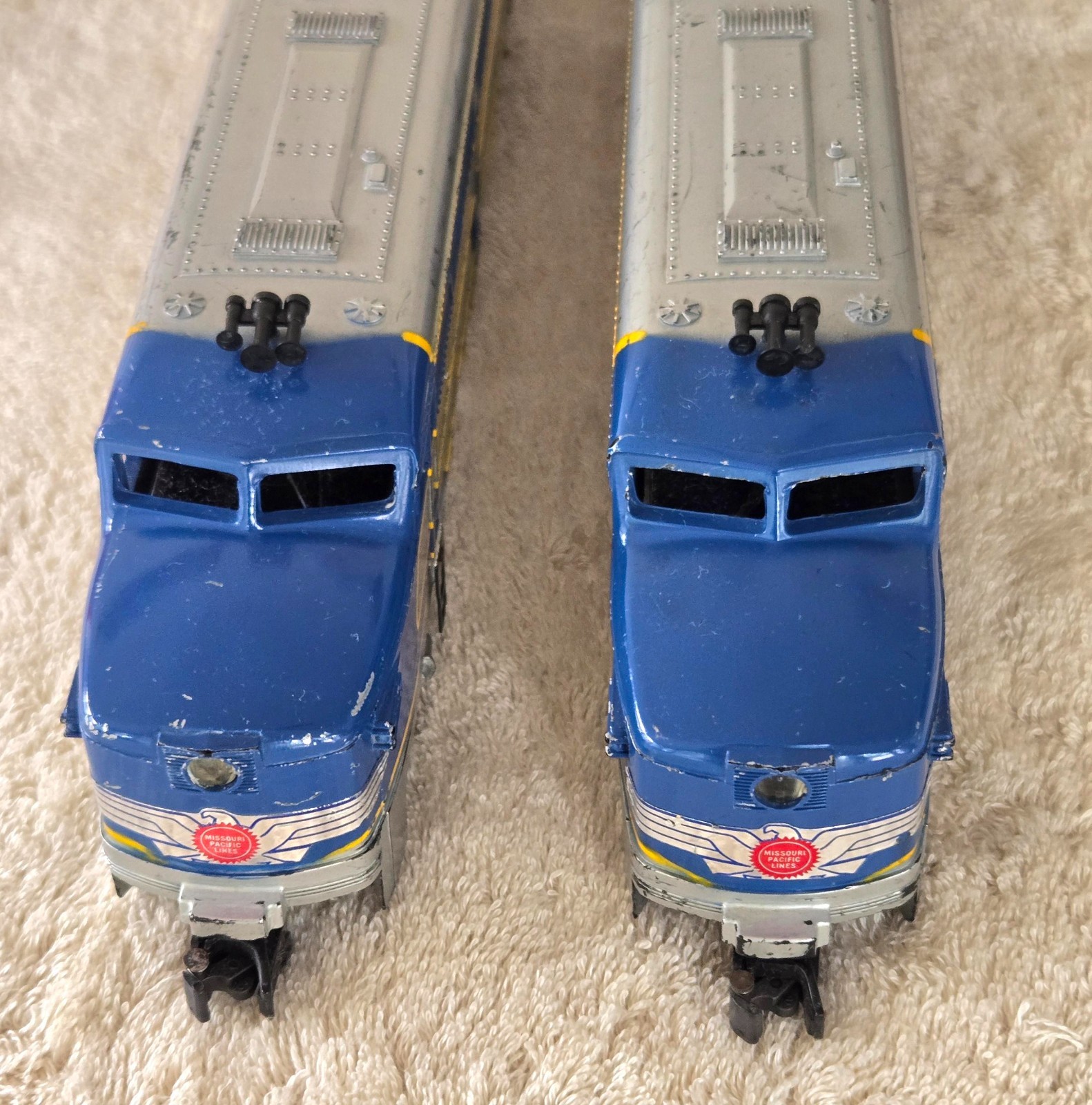 American Flyer Missouri Pacific – 21922 A Engine and 21922-1 A Engine Dummy