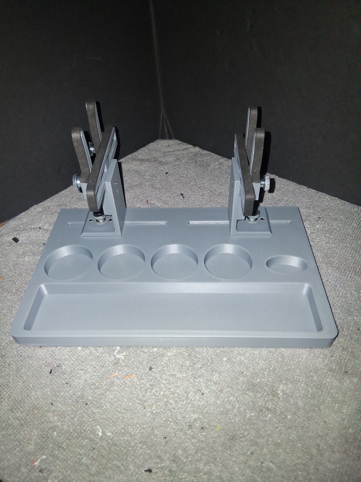 n scale locomotive and rolling stock repair workstation