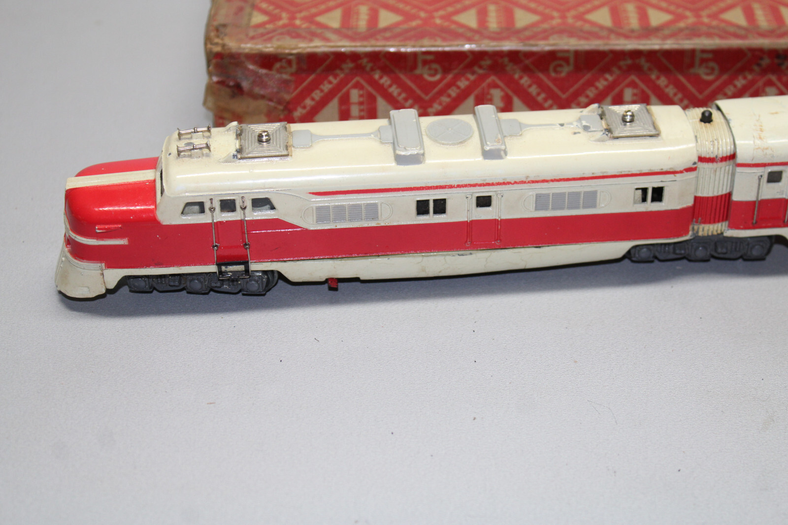 Märklin ST800 R Express Multiple Unit Train Gauge H0 Diamond Box