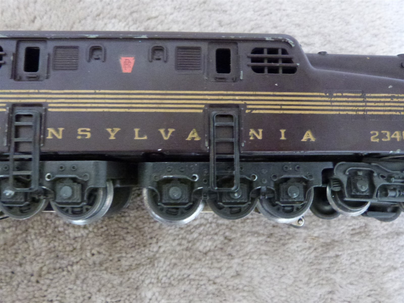 VTG Lionel O Gauge 5 Stripe Electric Train Locomotive Engine 2340 Pennsylvania