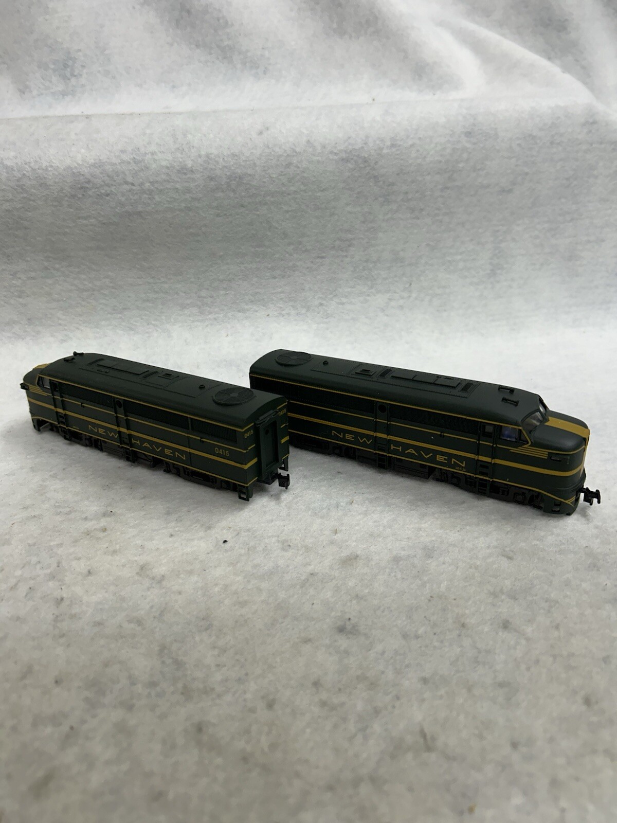 Rare E-R Models New Haven FA-1 Set Both Powered HO