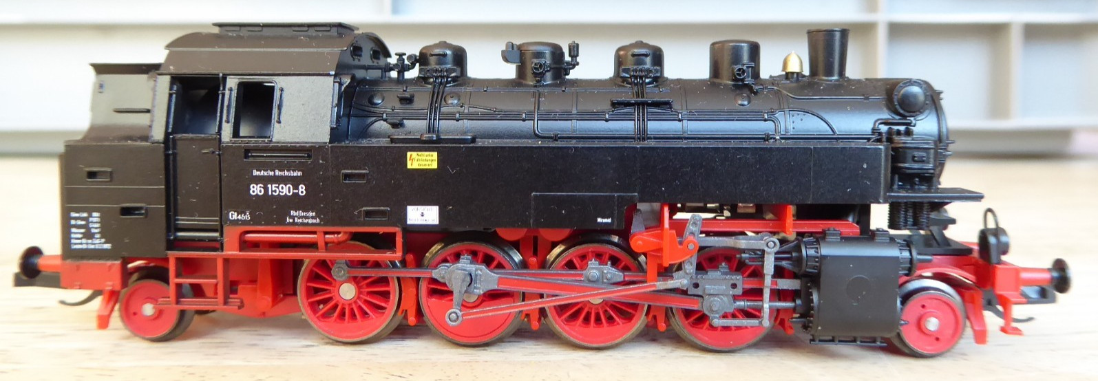 Tillig 02170 TT Steam Locomotive BR 86 1590-8 DR Epoche 4 DSS+LED BW Reichenbach
