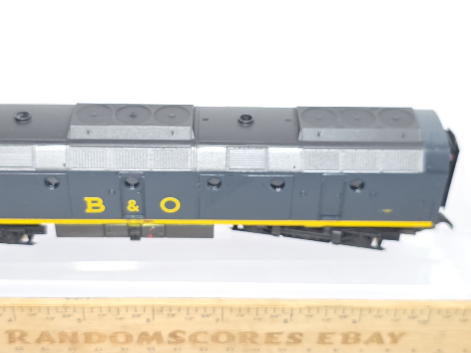 Rivarossi HO Scale Dummy Custom Paint B&O 6900 KM ML 4000 Diesel Locomotive