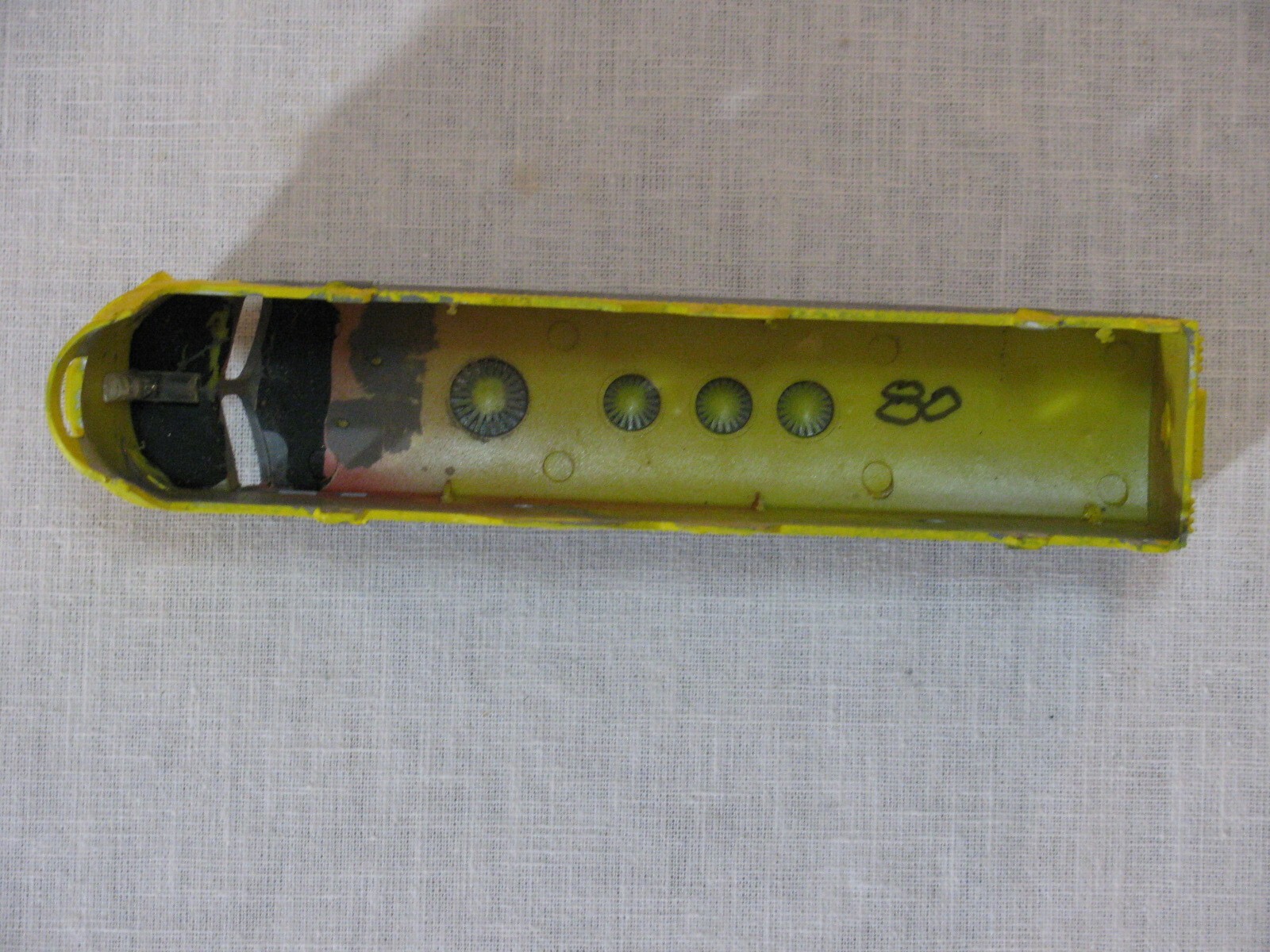 Vtg HO Scale Diesel Locomotive Shell ONLY,Unlettered No #,Yellow/Gray,Unmarked r