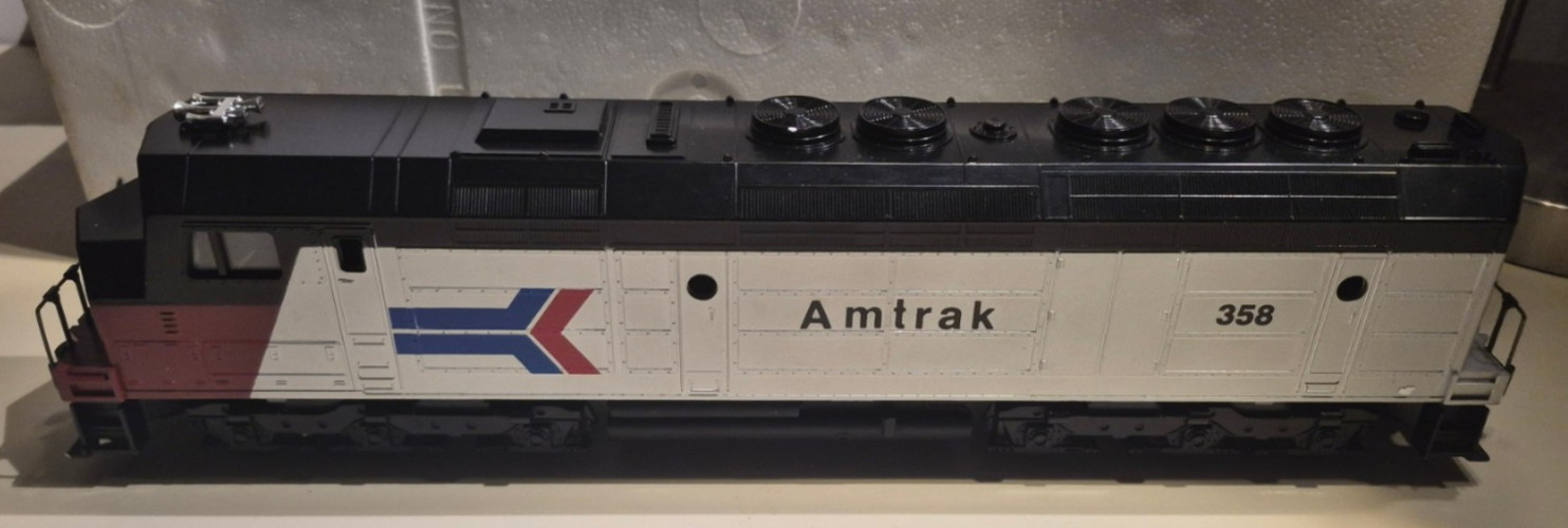 ​Williams FP12 Amtrack FP-45 Dummy A w/ True-Sounds O Gauge Diesel Locomotive
