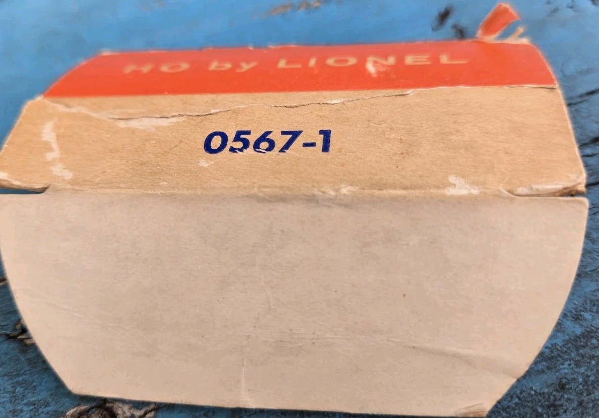 Lionel Alaska Railroad 0567-1 Locomotive Blue Yellow NIB.Box Fair Cond