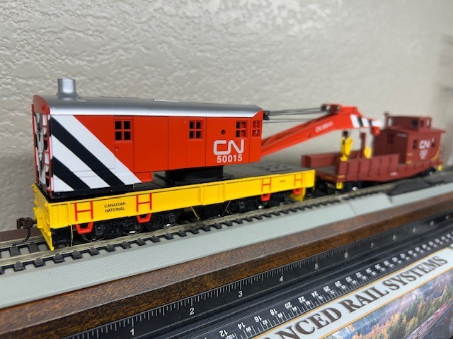 CANADIAN NATIONAL 200 ton ROTATING HEAVY DUTY WRECK CRANE w/TENDER HO SCALE NEW