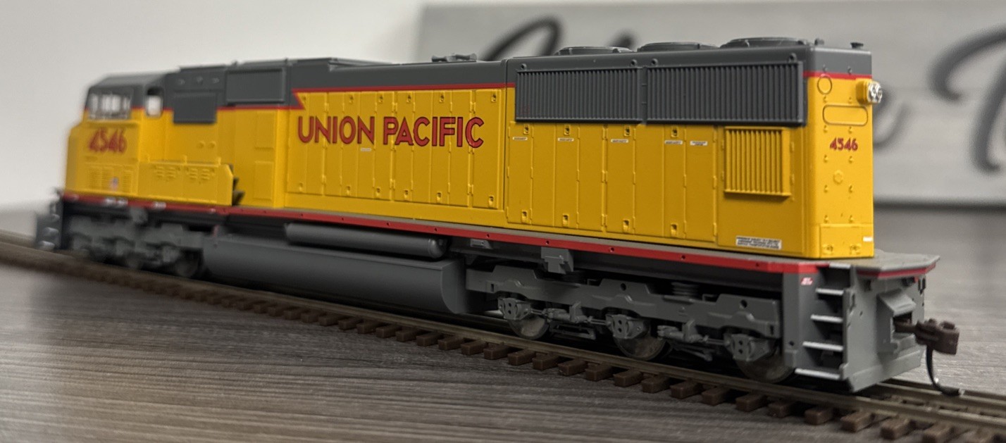 Athearn Genesis HO #G6169 Union Pacific SD70M Diesel Locomotive #4546 – NIB!