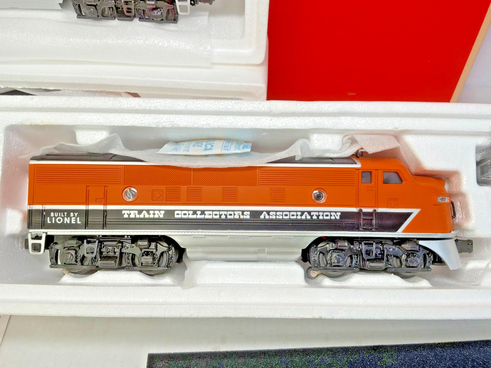 LIONEL 11737 1994 TCA 40th F3 ABA LOCOMOTIVES 2 EXTRA TCA CARS VINTAGE TESTED