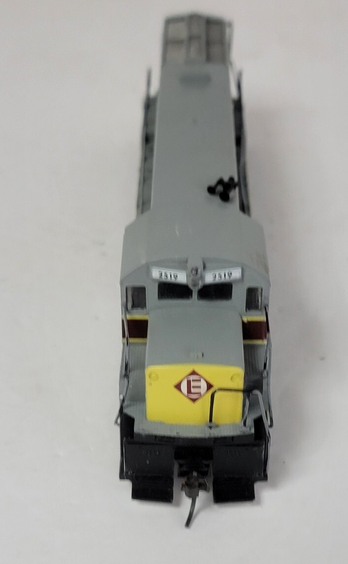Stewart Hobbie HO GE U25B Phase IV Pwd Diesel Erie Lackawanna #2519