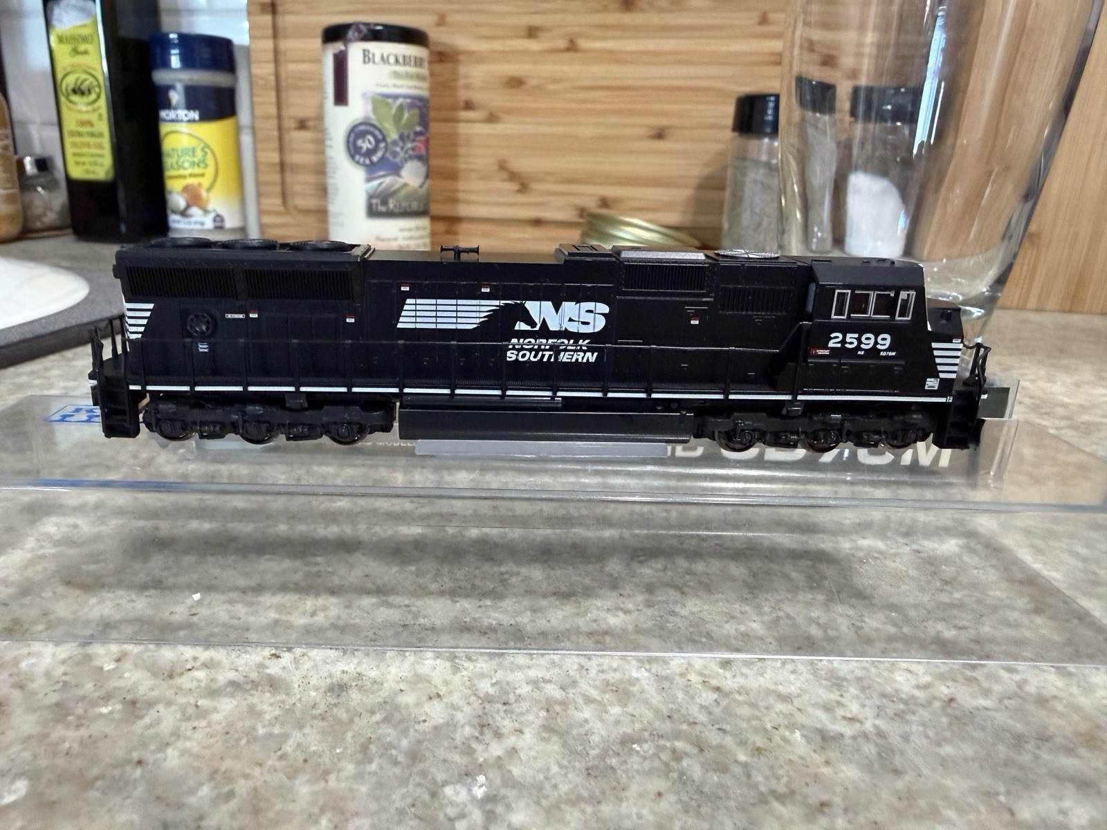 KATO N-Scale #176-7502 EMD SD70M NS NORFOLK SOUTHERN #2599 – Horse Head – RARE