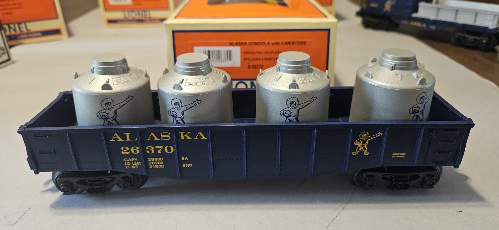 6 ALASKA Lionel Trains ~ Gondola, Bunk,3 Dome, Flatcar & 2 Caboose ~ XS229