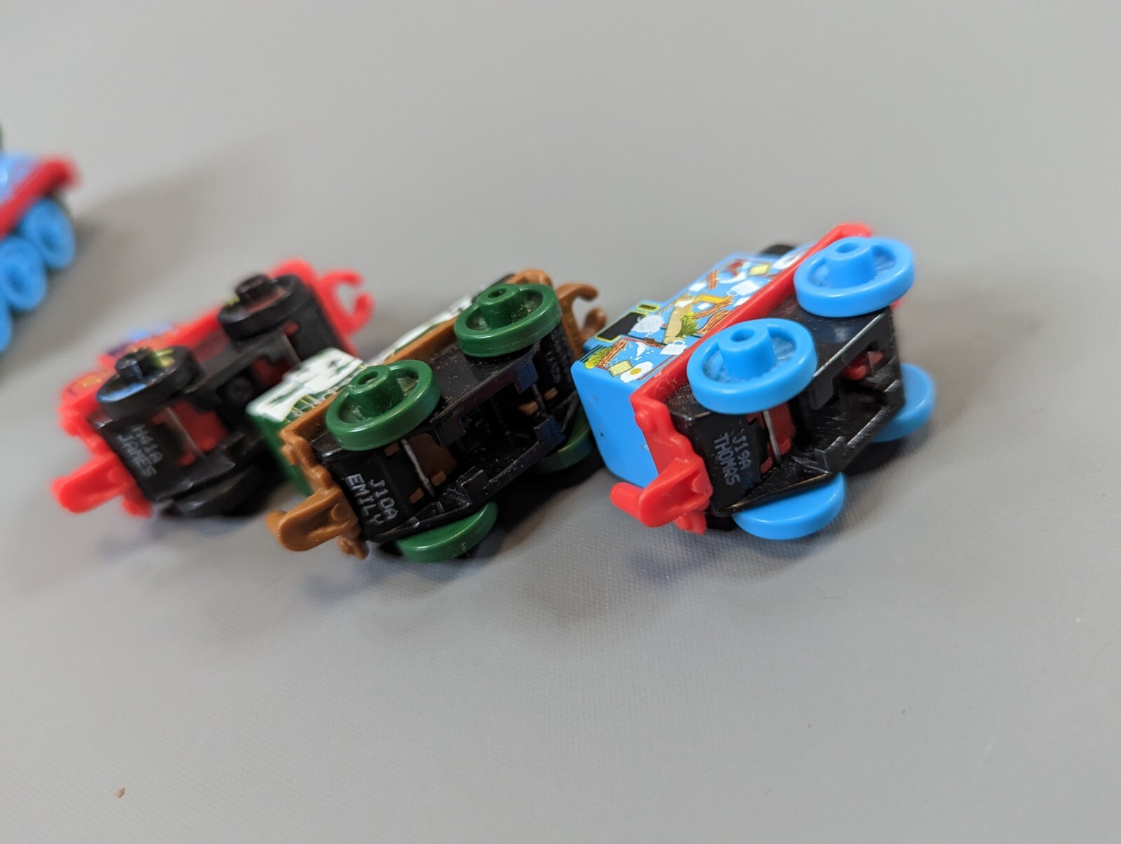 Thomas And Friends Diecast Magnetic and 3 Mini Plastic Trains 2013 Mattel