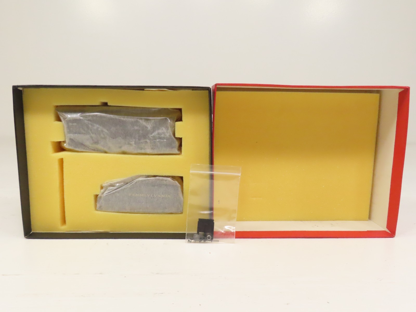 Key Imports HO Brass PRR B-6 Switcher 0-6-0 Factory Painted NIB 12806
