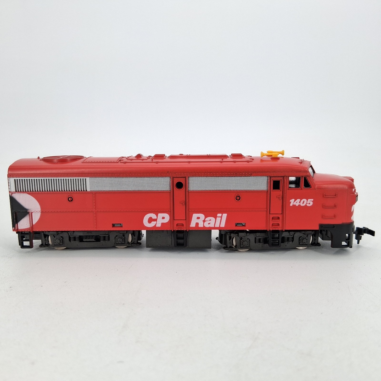 HO Model Power FA2 Canadian Pacific Diesel Locomotive #852 Dummy New Old Stock
