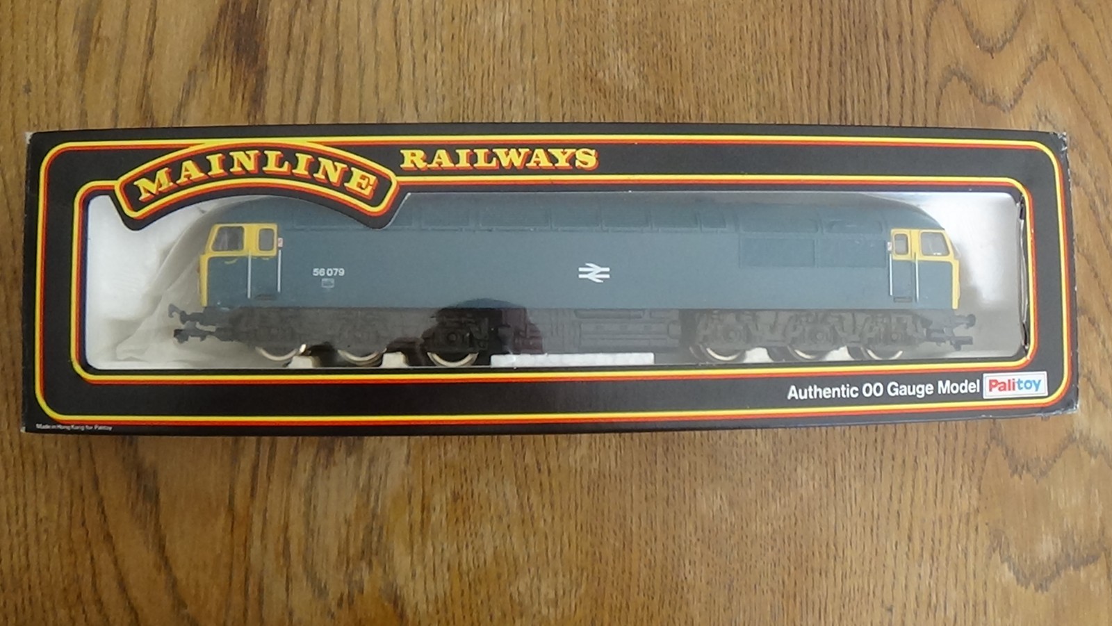 Mainline Class 56 Diesel loco 56079 OO Scale 1:76 with lights (boxed)