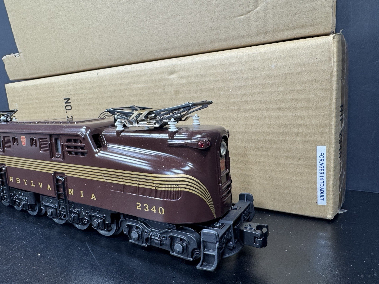 Lionel 6-38303 Pennsylvania tuscan 5-stripe GG-1 electric engine #2340 LNIB