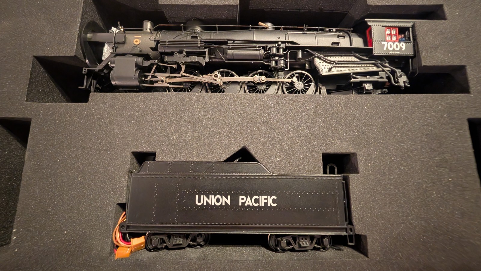 SPECTRUM 81603 USRA LIGHT 4-8-2 7009 UNION PACIFIC – DCC – HO – NEW IN BOX
