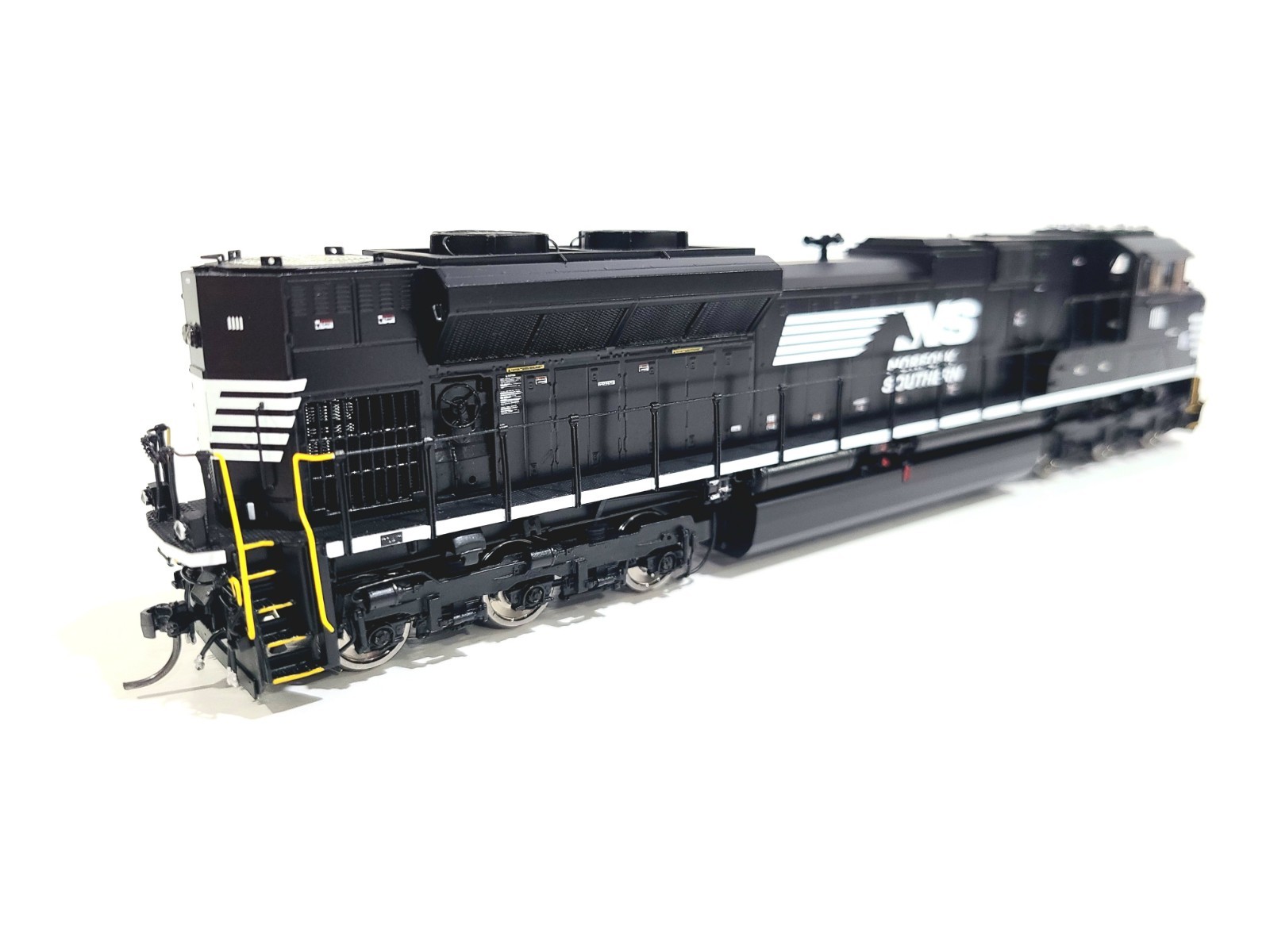 Division Point NS EMD SD70ACe Norfolk Southern #1111 HO Brass #DP-2405.0 DCC