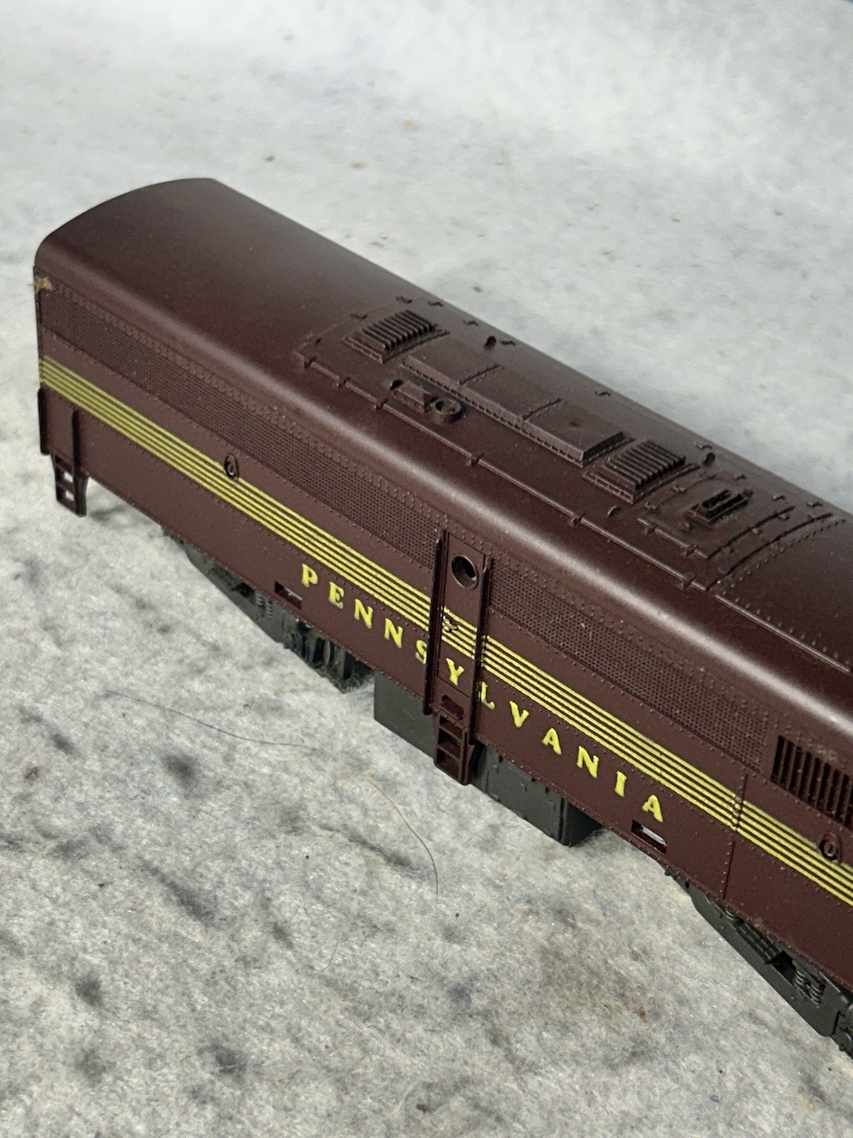 Cool ROCO Pennsylvania RR F-3B Locomotive Dummy HO (Ex Box)