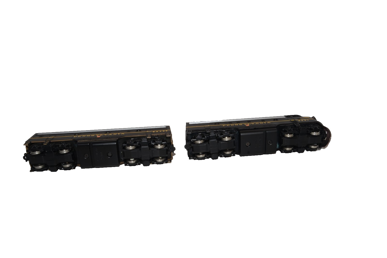 Bachmann Plus EMD F7A & EMD F7B PRR#9651A PRR #9648B No. 31215 No. 31217 NOS