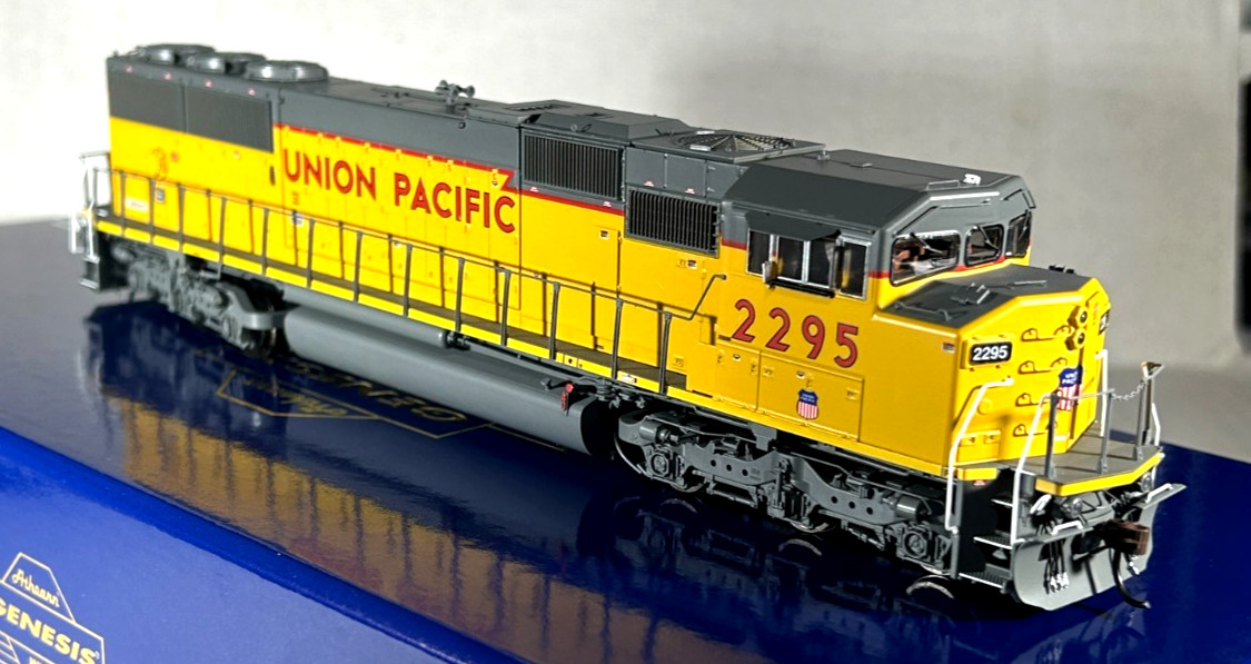 ATHEARN GENESIS HO SD60M-TRI-CLOPS LOCOMOTIVE W/TSUNAMI2 SOUND&DCC UP ATHG75618