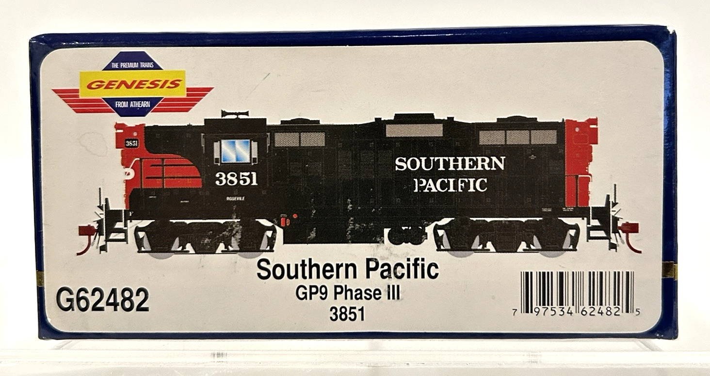 HO Scale Athearn Genesis G62482 Southern Pacific SP GP9 Phase III #3851