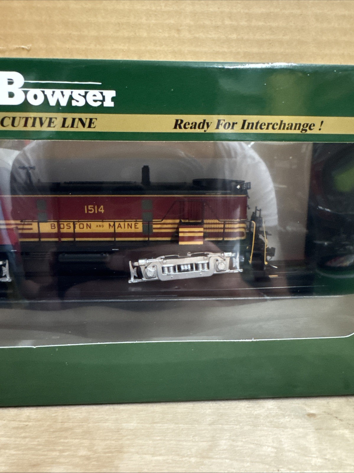 BOWSER 24639 HO SCALE ALCO RS-3 BOSTON & MAINE #1514 DC, DCC READY
