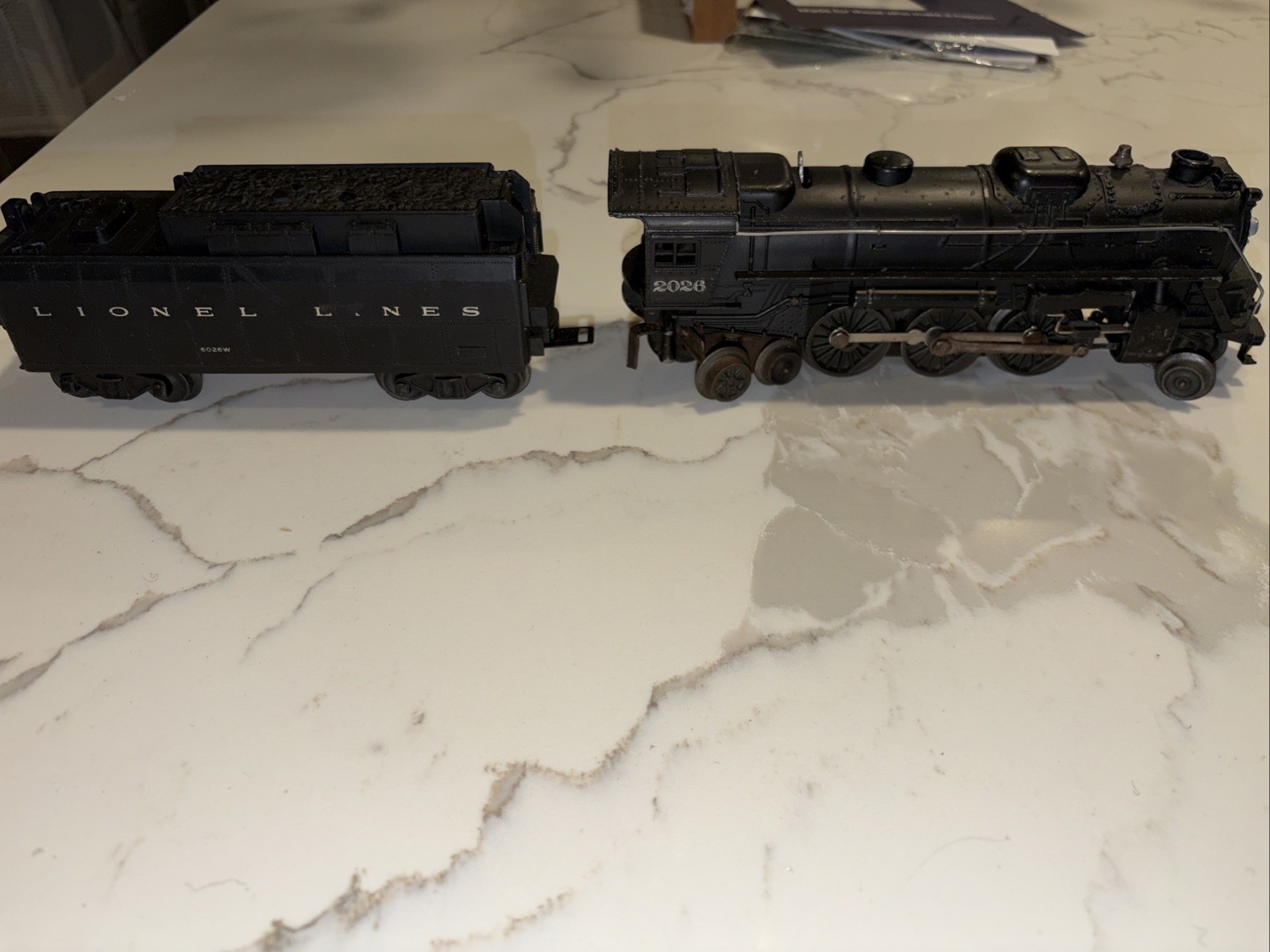 Lionel 2026 Locomotive With Tender 6026w