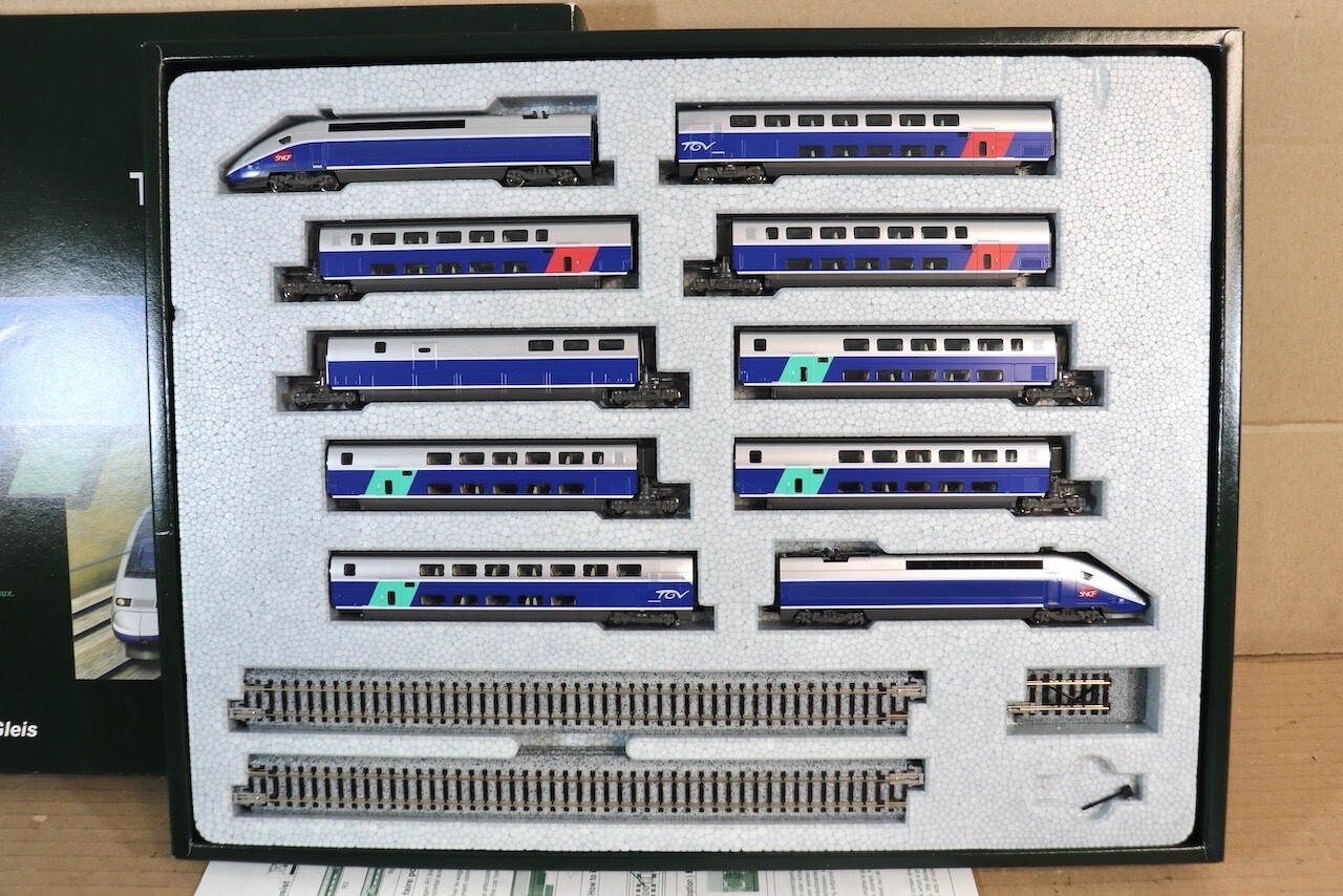 KATO K10917 SNCF TGV DUPLEX ELECTRIC LOCOMOTIVE 10 CAR DISPLAY SET & LIGHTS on