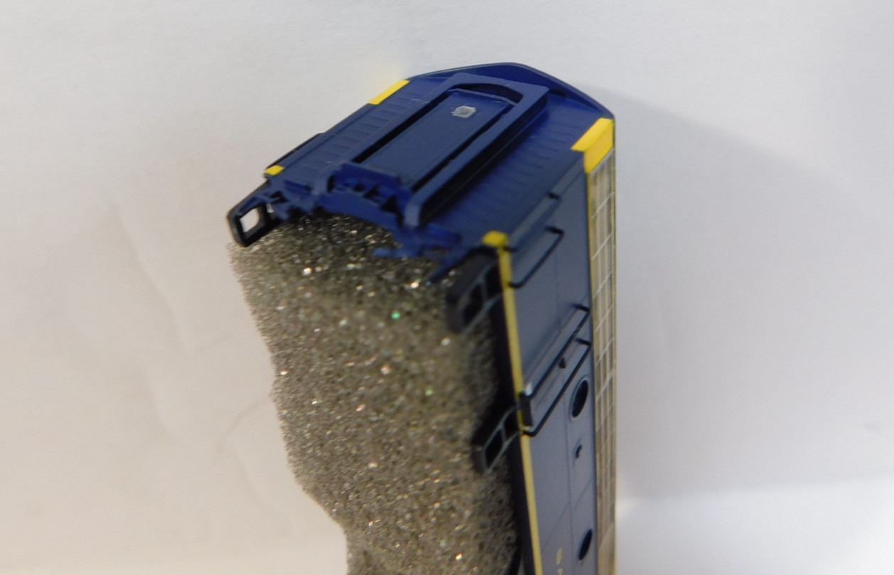 Atlas N Scale Diesel Locomotive Santa Fe Blue Shell