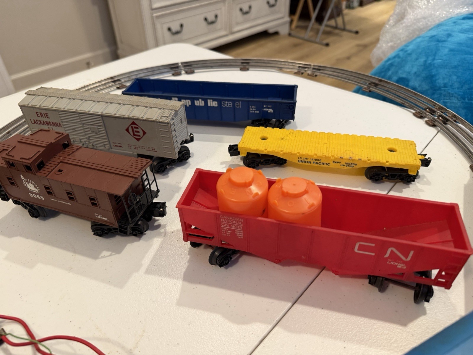 1970s Lionel #1385 “Blue Streak” Freight Set, Jersey Central, Steam Loco