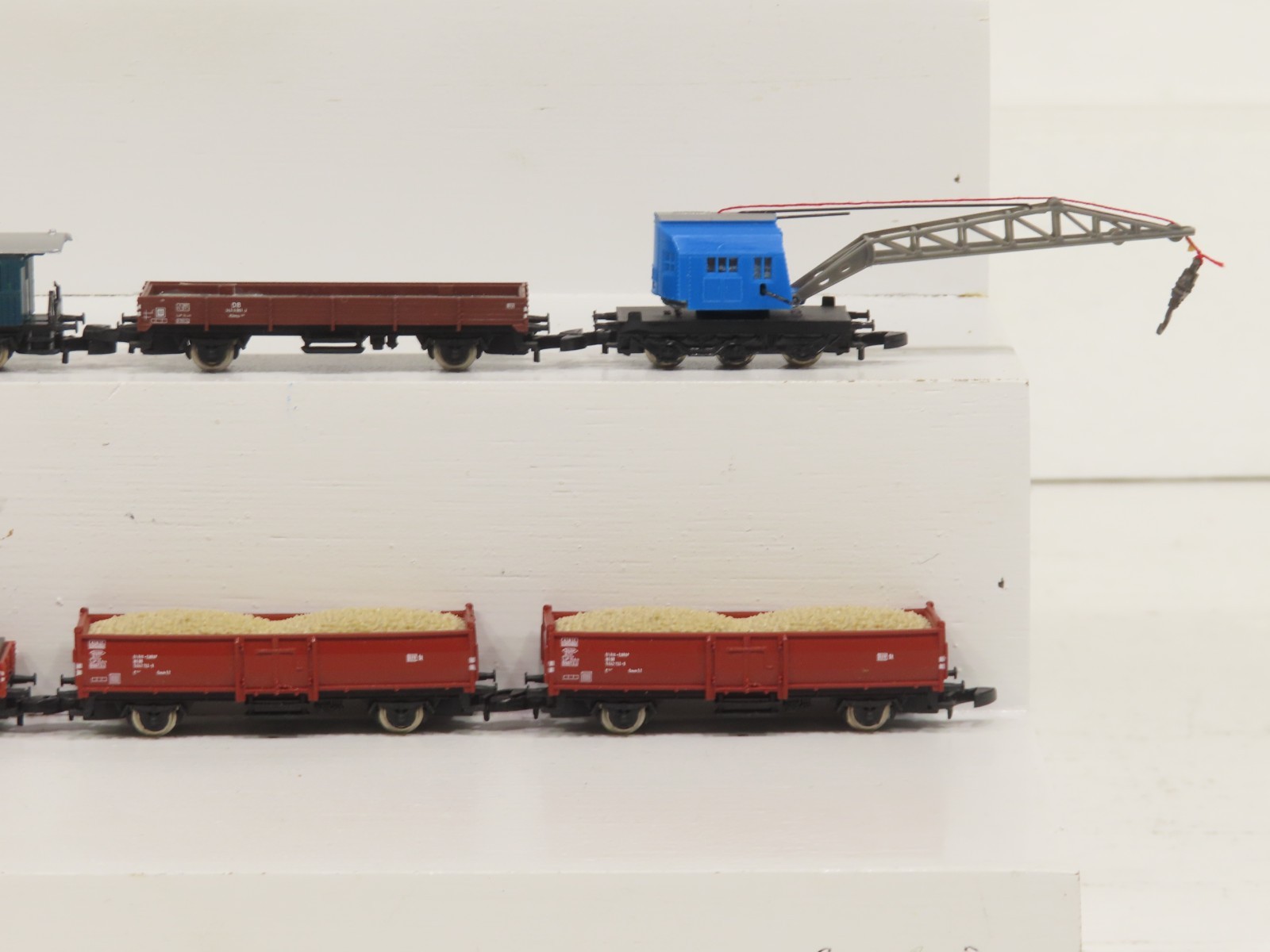Marklin 8103 Z Mini Club DB 260 Locomotive & 7 Car Freight Set LN