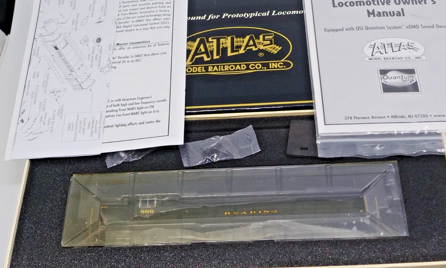 Atlas Gold #7729 HO Train Master READING Ph 2 866 DCC SOUND Loco Tested Boxed