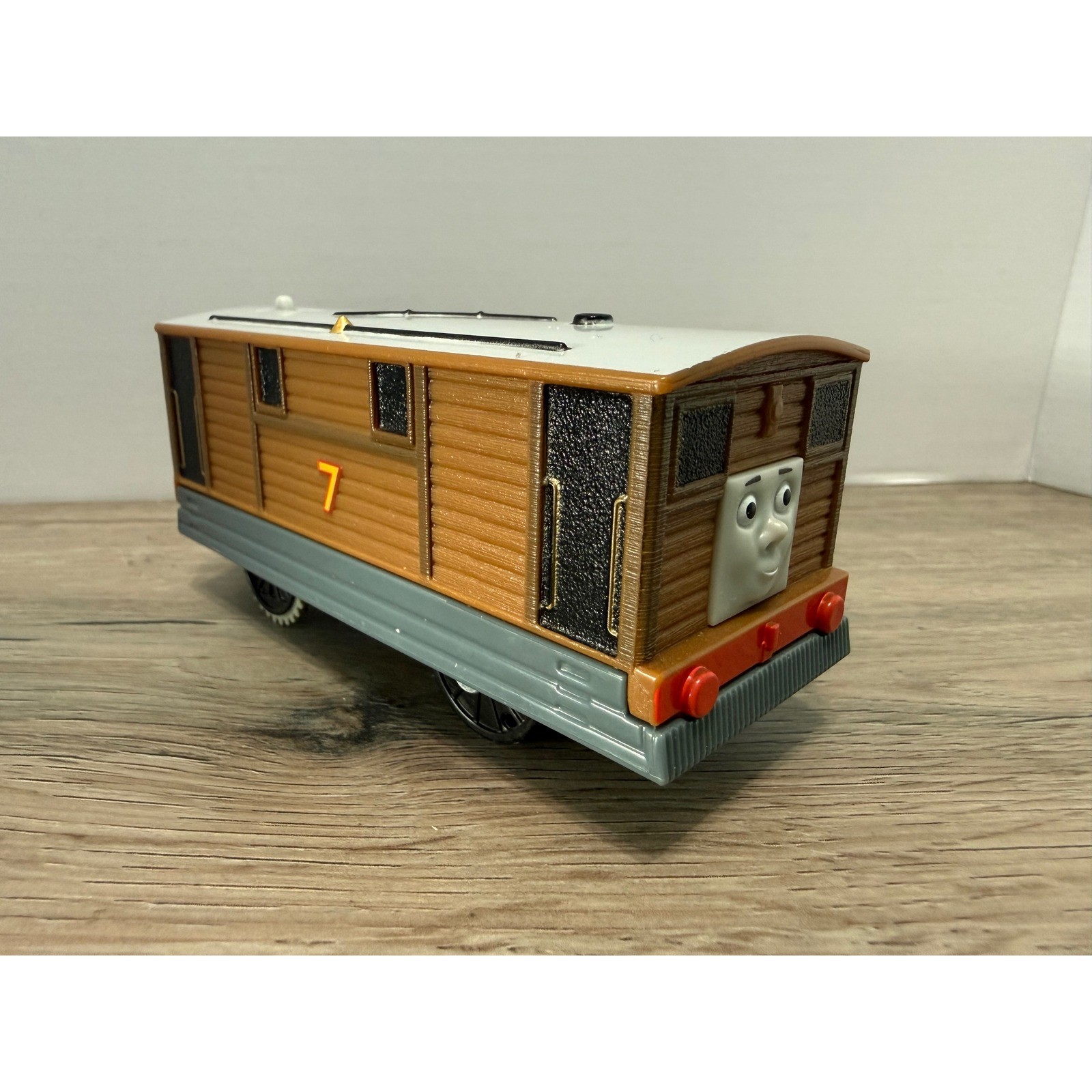 Thomas & Friends TrackMaster Toby Tram Engine Motorized Train 2013 Mattel No 7