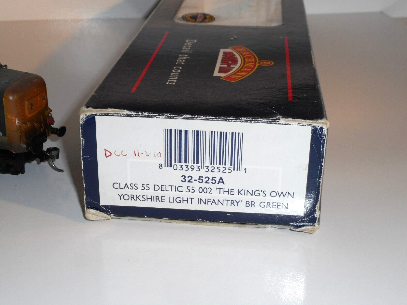 Bachmann 32-525A DCC Class 55 Deltic Co-Co Diesel The Kings Own Yorkshire. OO.